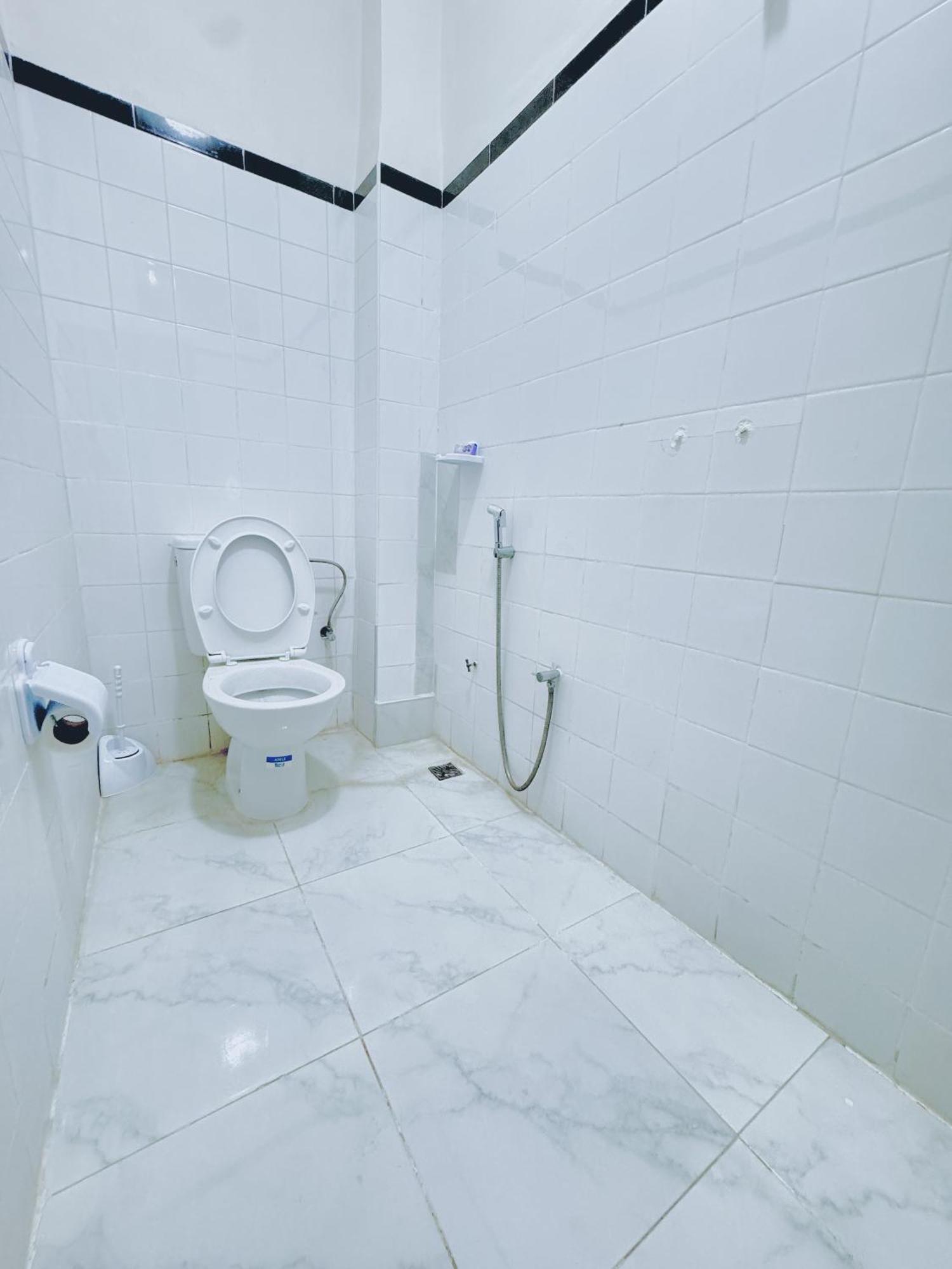 Peace & Near - High-speed Wifi, Free Parking Apartment