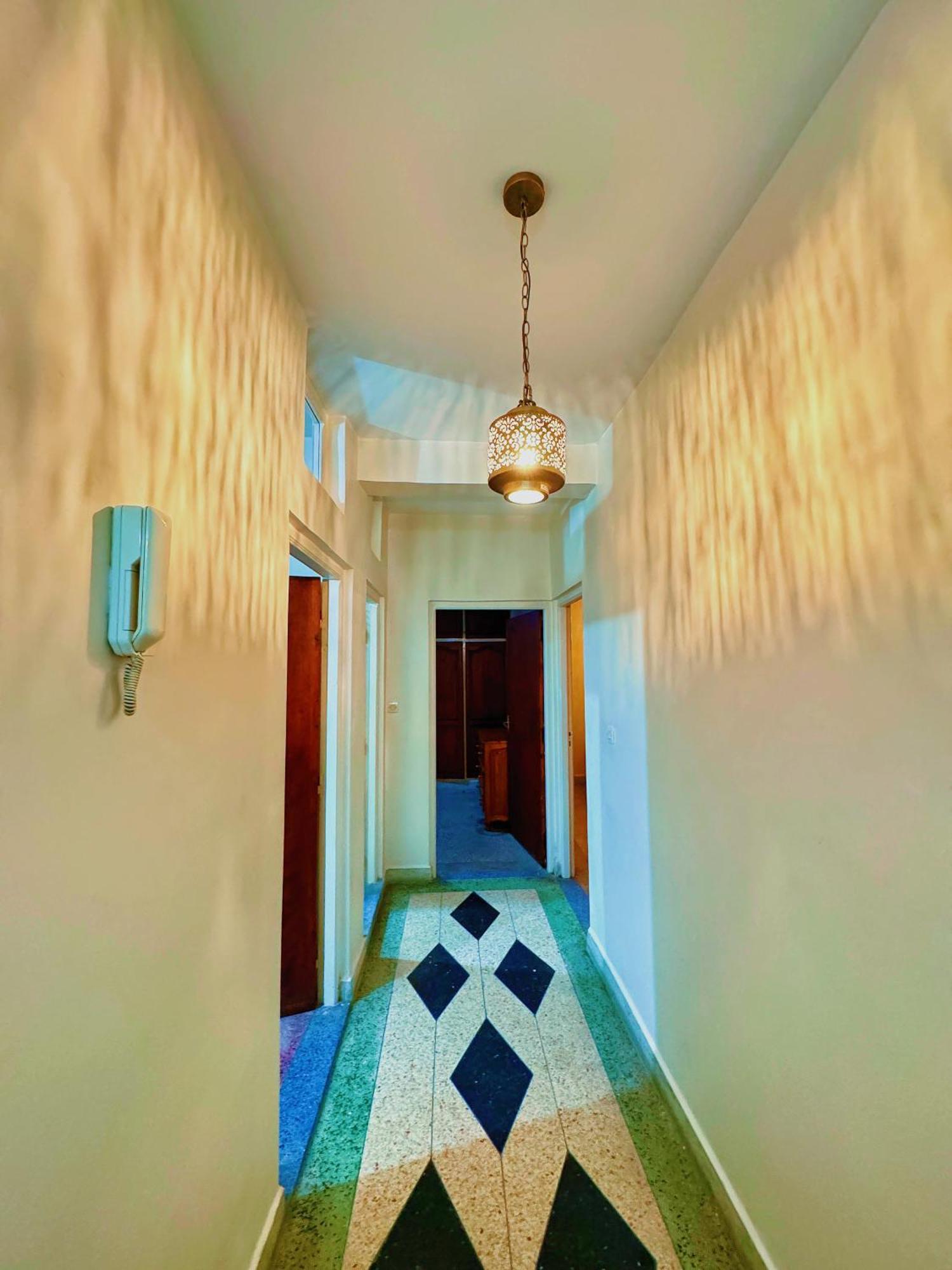 Apartment Peace & Near - High-speed Wifi, Free Parking